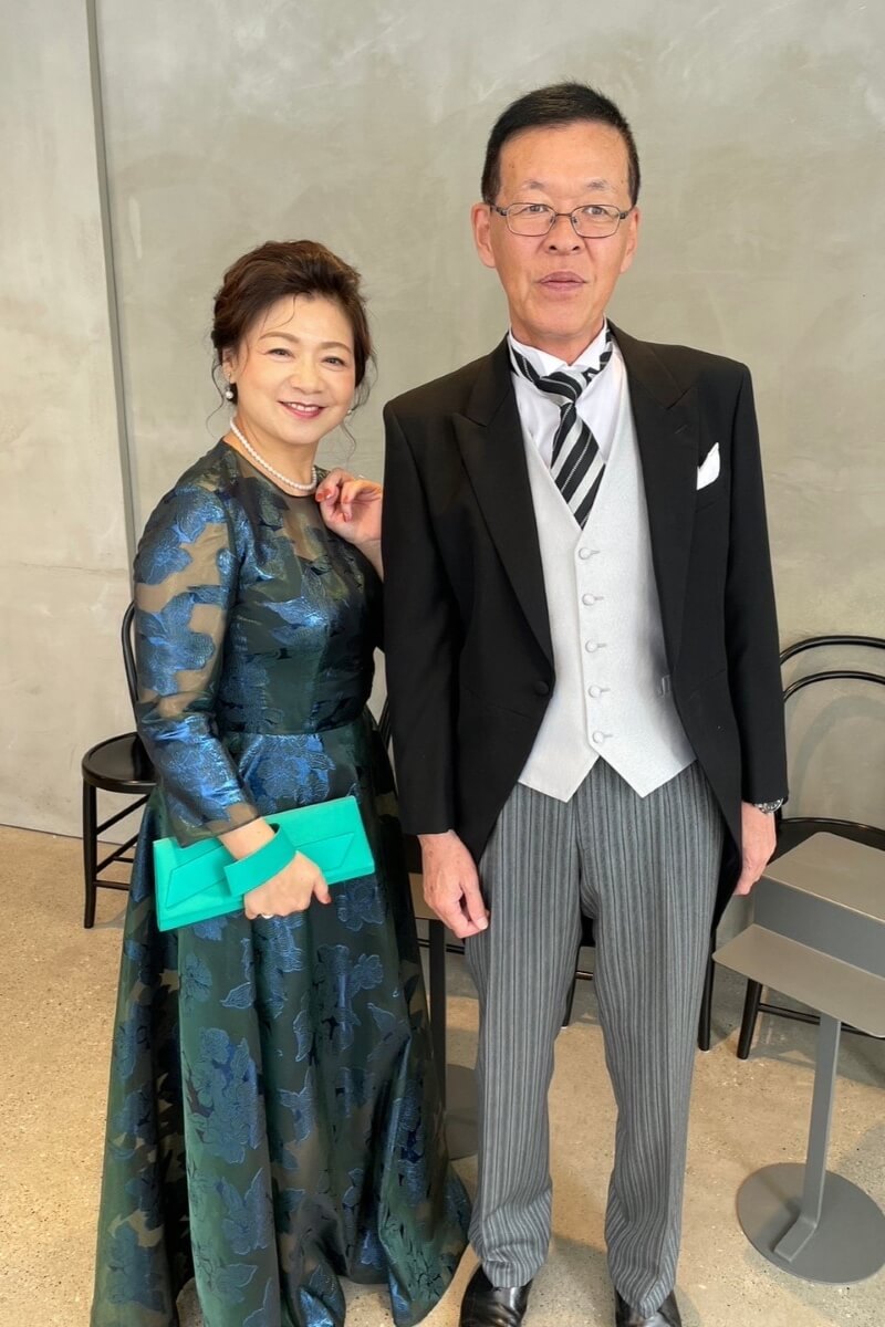 ANTONIO RIVA（アントニオ・リーヴァ）の花柄シースルードレスを実際にご着用いただいたお客様のお写真